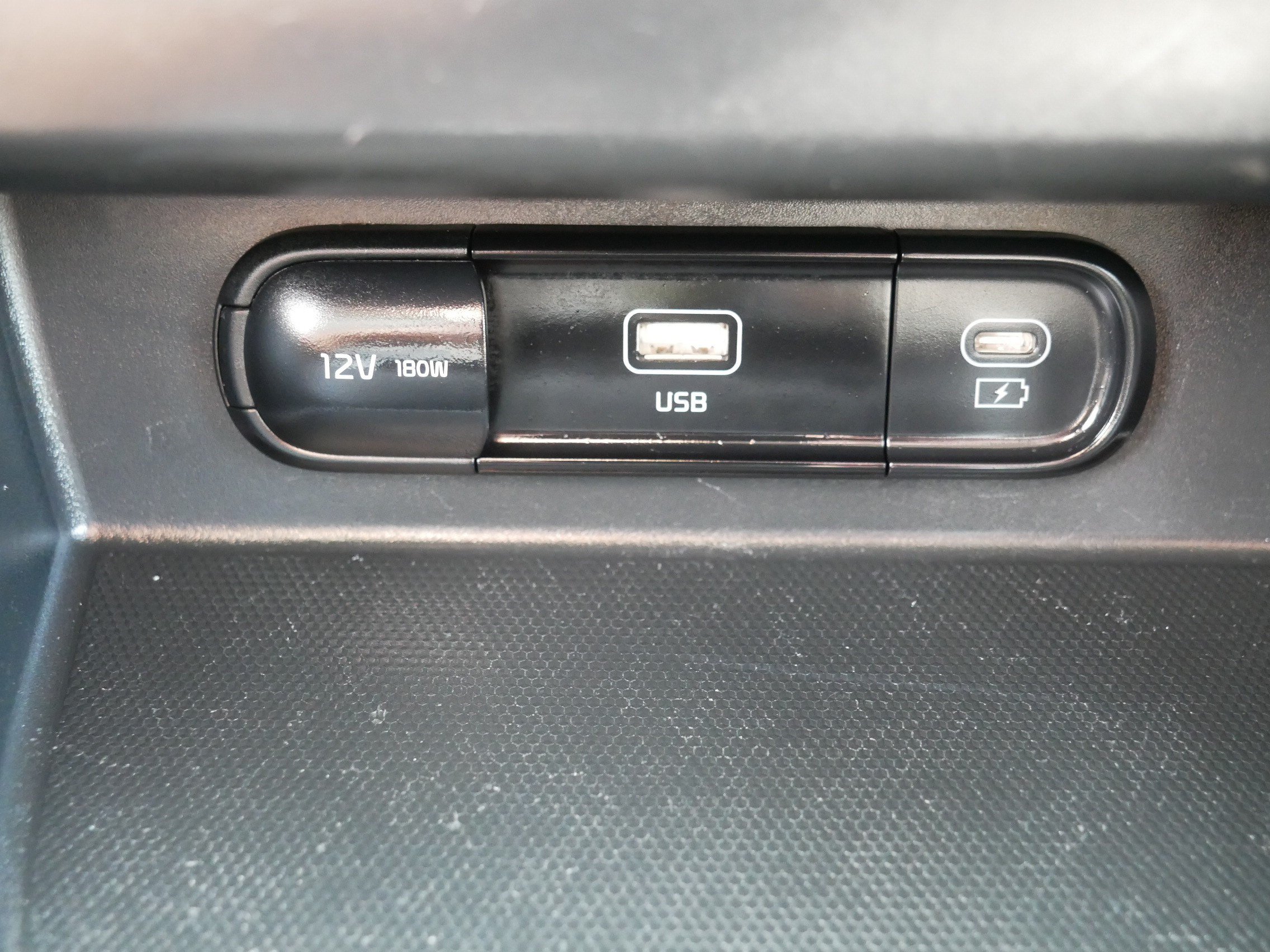 Certified 2026 Kia Seltos S AWD/4WD image 36