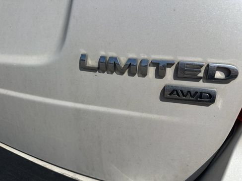 Used 2013 Ford Edge Limited AWD/4WD image 10