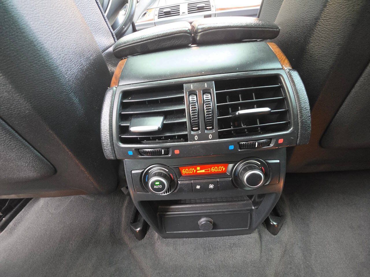 Used 2011 BMW X6 xDrive35i AWD/4WD image 26