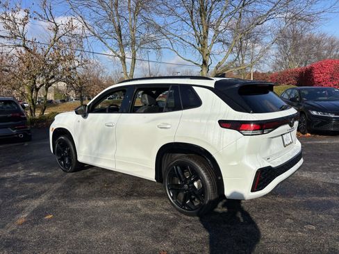 New 2026 Volkswagen Tiguan SE R-Line image 5