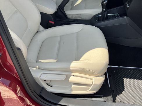 Used 2018 Volkswagen Jetta SE FWD image 31
