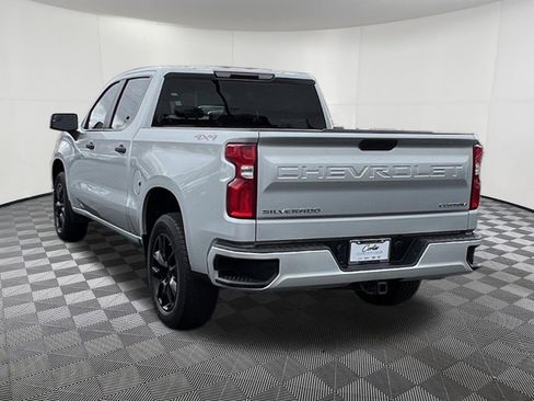 Used 2020 Chevrolet Silverado 1500 Custom w/ Custom 2.7L Value Package image 4