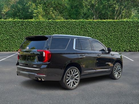 Used 2025 GMC Yukon Denali Ultimate AWD/4WD image 3