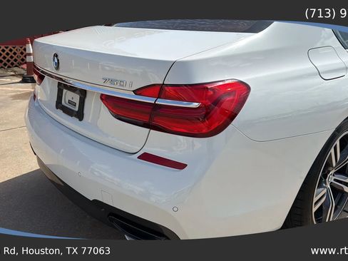 Used 2017 BMW 740i RWD image 17