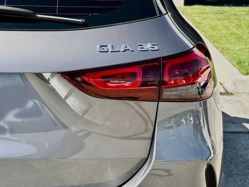 Used 2022 Mercedes-Benz GLA 35 AMG 4MATIC image 14