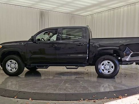 Certified 2022 Toyota Tacoma SR image 2