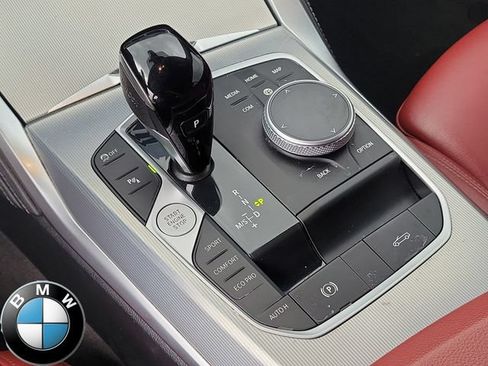 Used 2022 BMW M440i Convertible RWD image 25