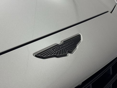 Used 2025 Aston Martin DBX 707 image 40