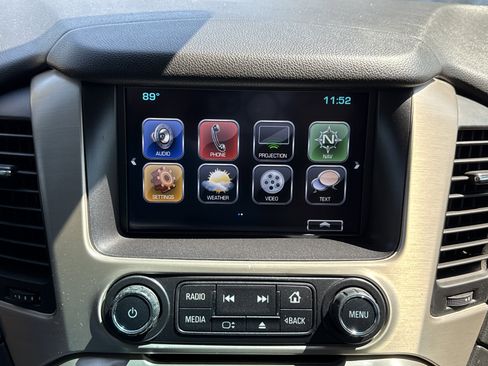 Used 2017 GMC Yukon Denali w/ Open Road Package image 22