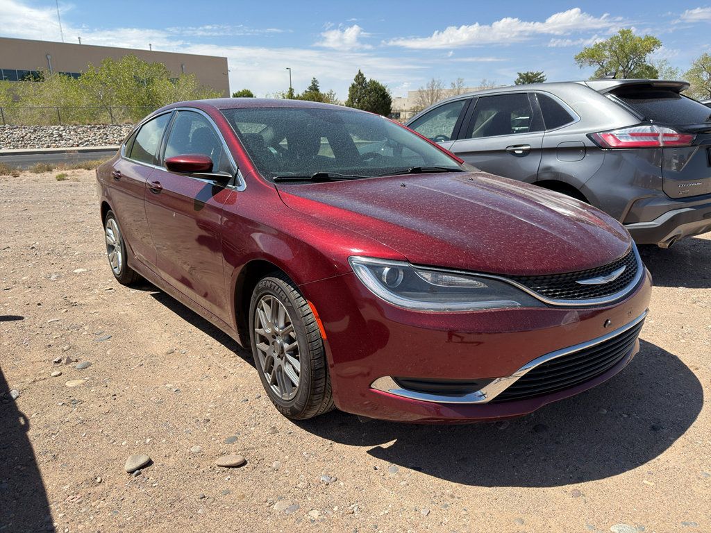 Used 2015 Chrysler 200 Limited w/ Convenience Group FWD image 3