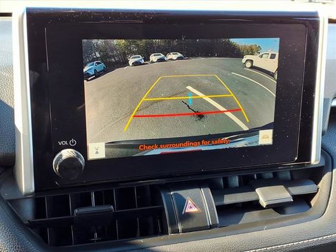 Used 2023 Toyota RAV4 XLE image 18