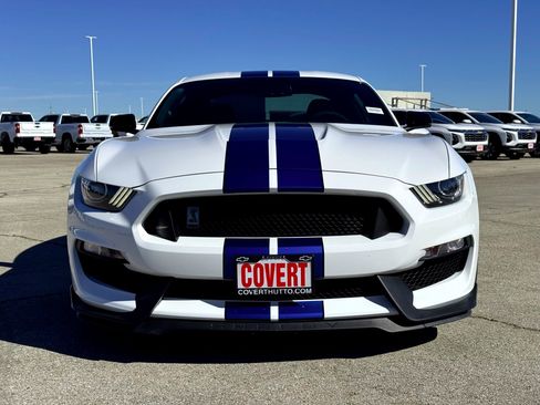 Used 2018 Ford Mustang Shelby GT350 w/ Convenience Package image 4