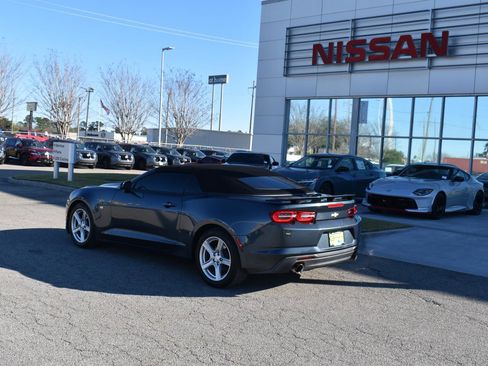Used 2020 Chevrolet Camaro LT image 6