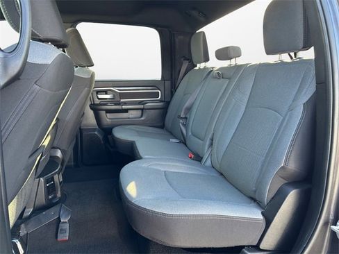 Used 2024 RAM 3500 Big Horn image 13