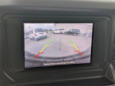 Used 2023 Ford Bronco Black Diamond image 18