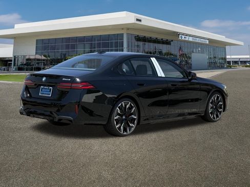 New 2027 BMW 550e xDrive AWD/4WD image 10