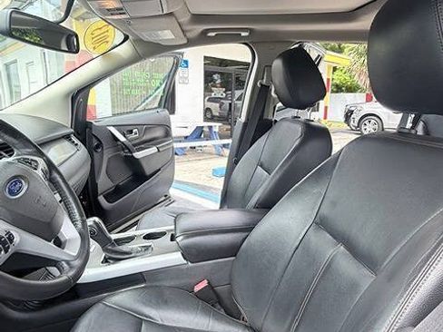 Used 2013 Ford Edge SEL FWD image 10