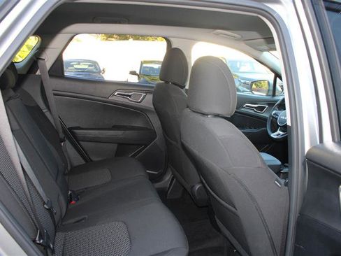 Used 2024 Kia Sportage LX image 14