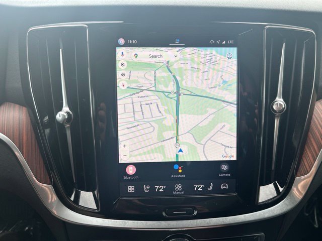 Certified 2025 Volvo S60 B5 Plus AWD/4WD image 24