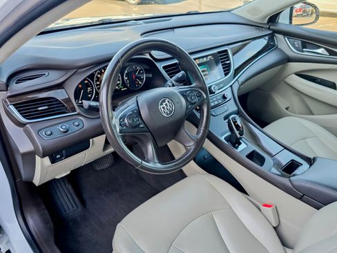 Used 2017 Buick LaCrosse Preferred image 7