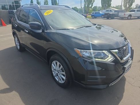 Used 2019 Nissan Rogue SV AWD/4WD image 7