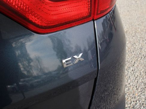 Used 2017 Kia Sportage EX image 11