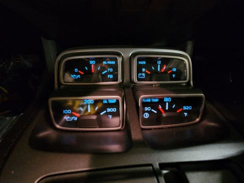 Used 2010 Chevrolet Camaro SS w/ LPO, Ground Effects Package RWD image 18