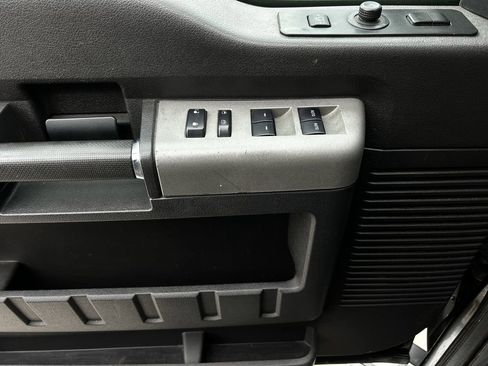 Used 2016 Ford F250 Lariat w/ Lariat Interior Package AWD/4WD image 30