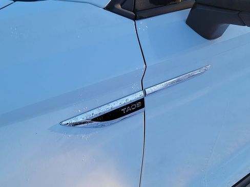 Used 2022 Volkswagen Taos S image 24