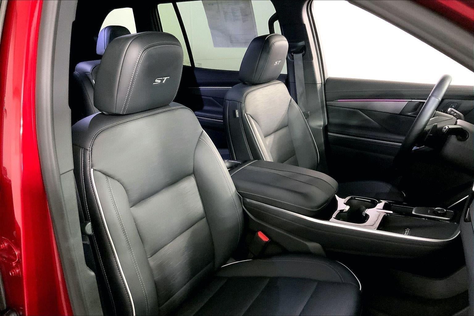 Used 2026 Buick Enclave Sport Touring AWD/4WD image 7