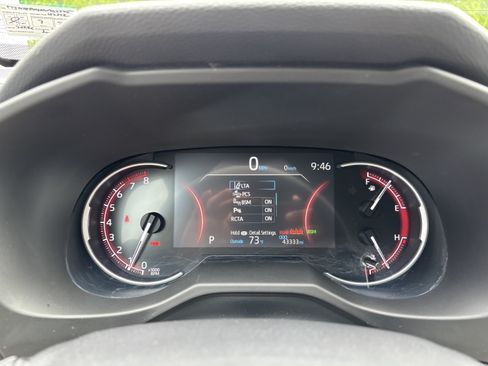 Used 2022 Toyota RAV4 Limited AWD/4WD image 21