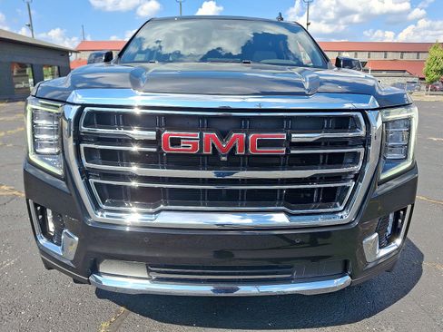 Used 2023 GMC Yukon XL SLT w/ SLT Luxury Package AWD/4WD image 29