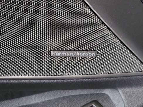 Used 2025 BMW M3 Competition image 25