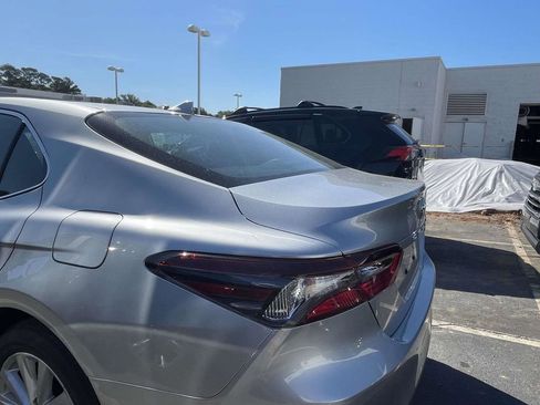 Used 2024 Toyota Camry LE w/ Convenience Package FWD image 10