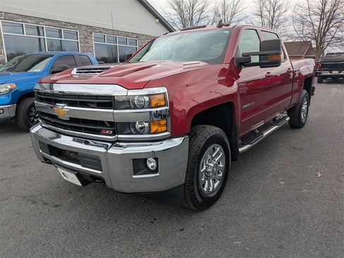 Used 2018 Chevrolet Silverado 3500 LT w/ LT Convenience Package image 2