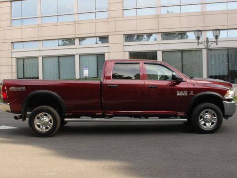 Used 2018 RAM 2500 Tradesman w/ Chrome Appearance Group AWD/4WD image 6