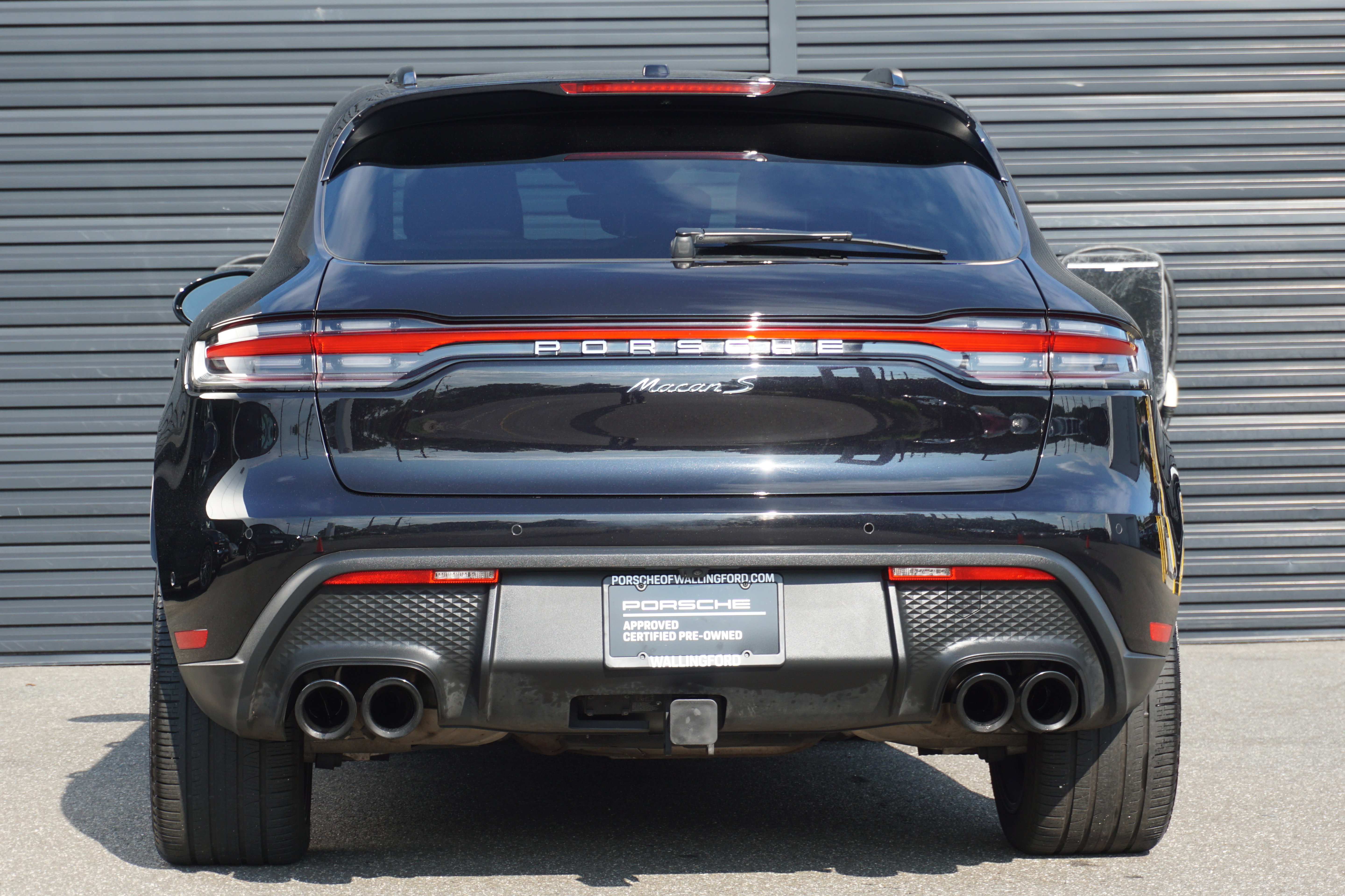 Certified 2022 Porsche Macan S AWD/4WD image 8