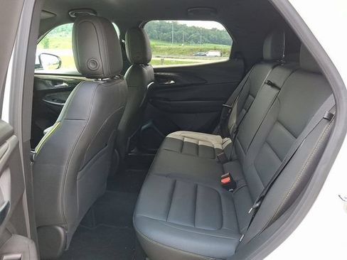 Used 2024 Chevrolet TrailBlazer ACTIV w/ Convenience Package AWD/4WD image 10