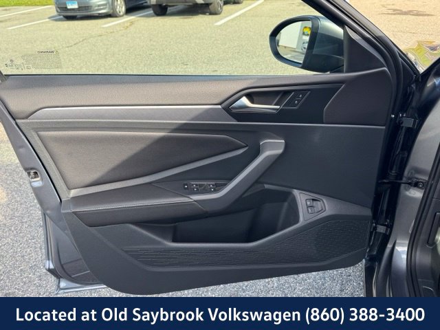 Certified 2023 Volkswagen Jetta SE FWD image 30