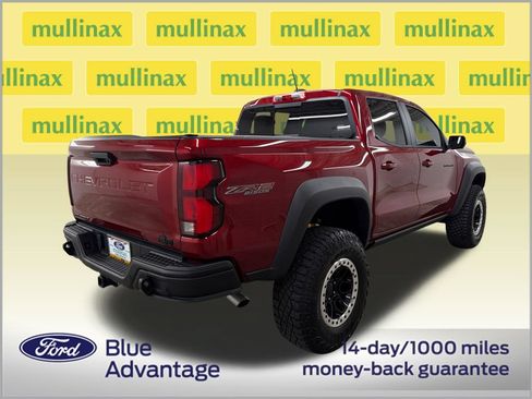 Used 2024 Chevrolet Colorado ZR2 w/ ZR2 Bison Edition AWD/4WD image 3