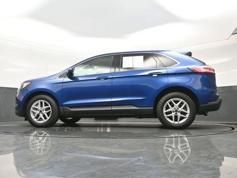 Used 2023 Ford Edge SEL w/ Convenience Package image 28