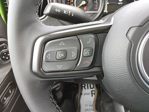 New 2025 Jeep Wrangler Unlimited Rubicon w/ XTREMEE 35" Tire Package image 24