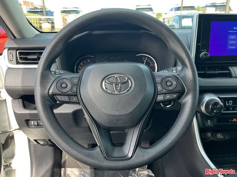 Certified 2025 Toyota RAV4 XLE FWD image 22