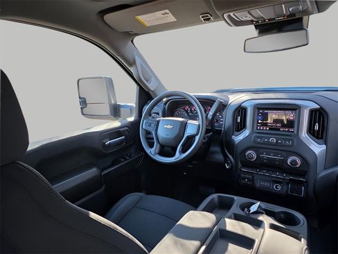New 2026 Chevrolet Silverado 2500 Custom w/ Custom Convenience Package image 12