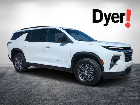 New 2026 Chevrolet Traverse LT w/ Driver Confidence Package FWD image 1