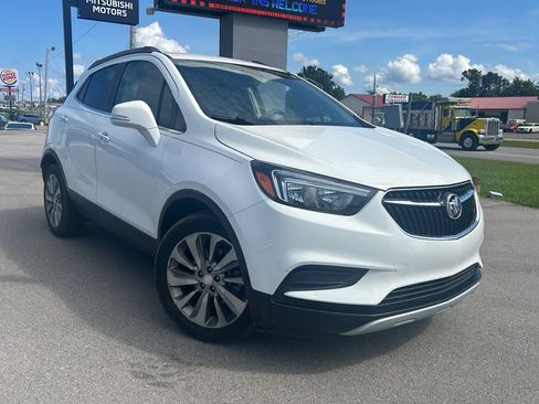 Used 2017 Buick Encore Preferred FWD image 1