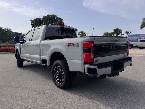 Used 2025 Ford F250 Platinum AWD/4WD image 3