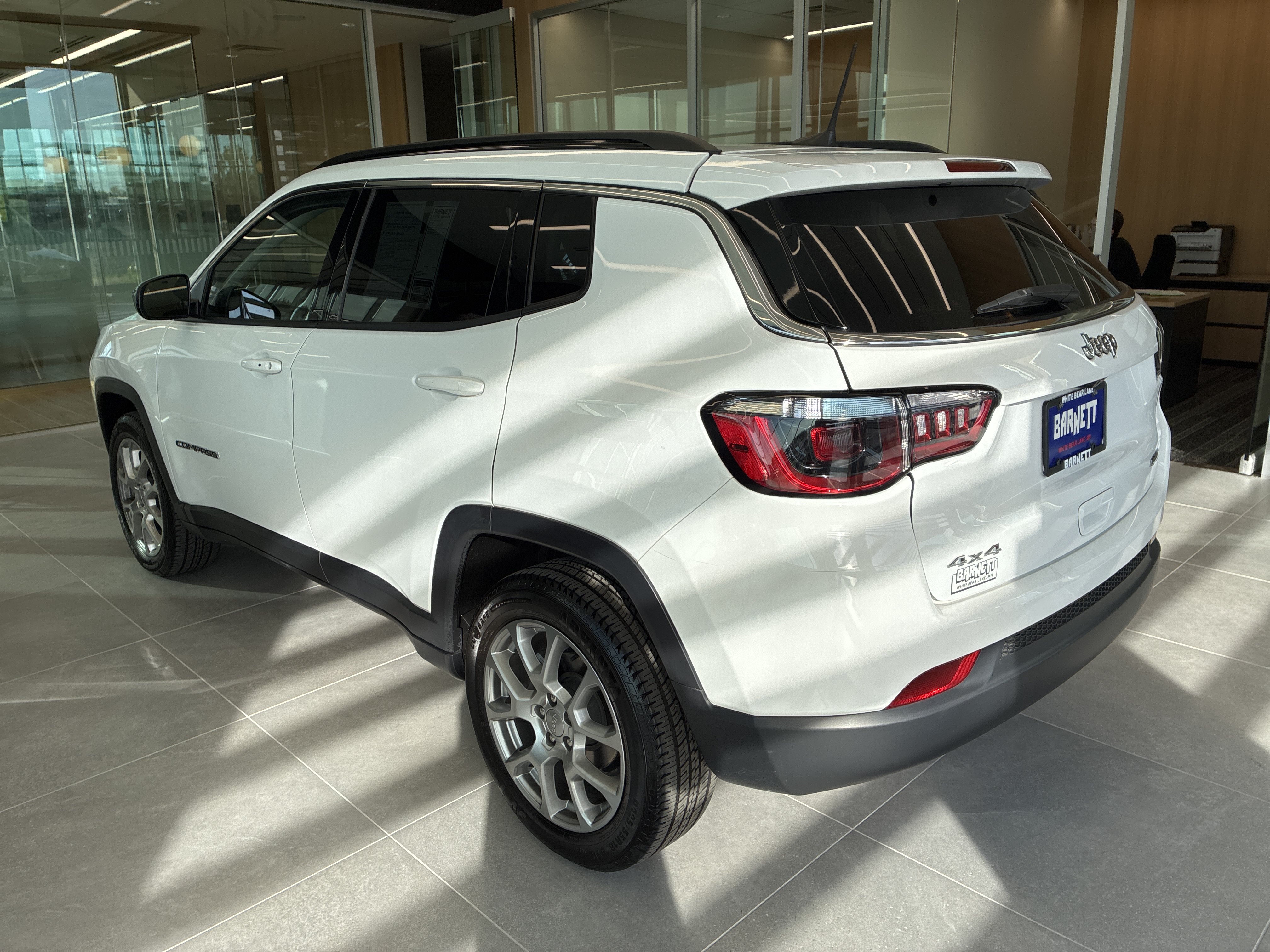 Certified 2022 Jeep Compass Latitude AWD/4WD image 6