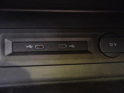 Used 2023 Volkswagen Atlas Cross Sport SEL Premium R-Line image 16