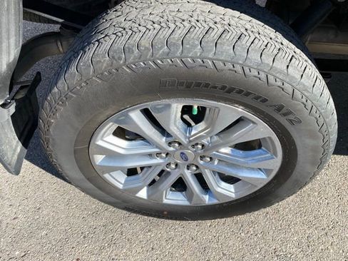 Used 2024 Ford F150 Lariat image 17